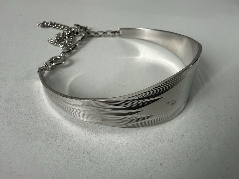Vtg JACOBY BENDER Engravable Monogram silver tone CUFF BRACELET CHAIN TASSEL JB